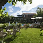 Mirella Hotel 5*