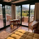 Mirella 5*