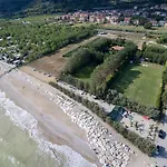 Hotel Mirella 5*