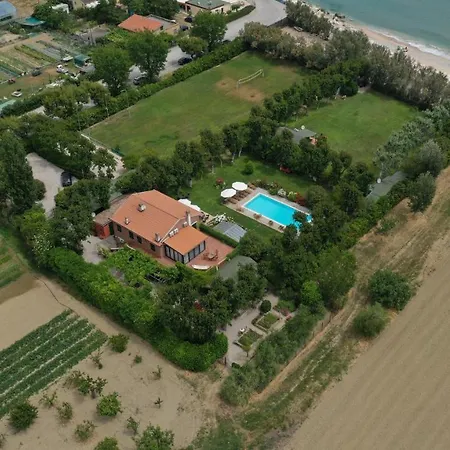 米雷拉海滩别墅 5*