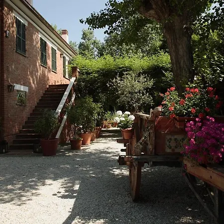 Hotel Mirella 5*